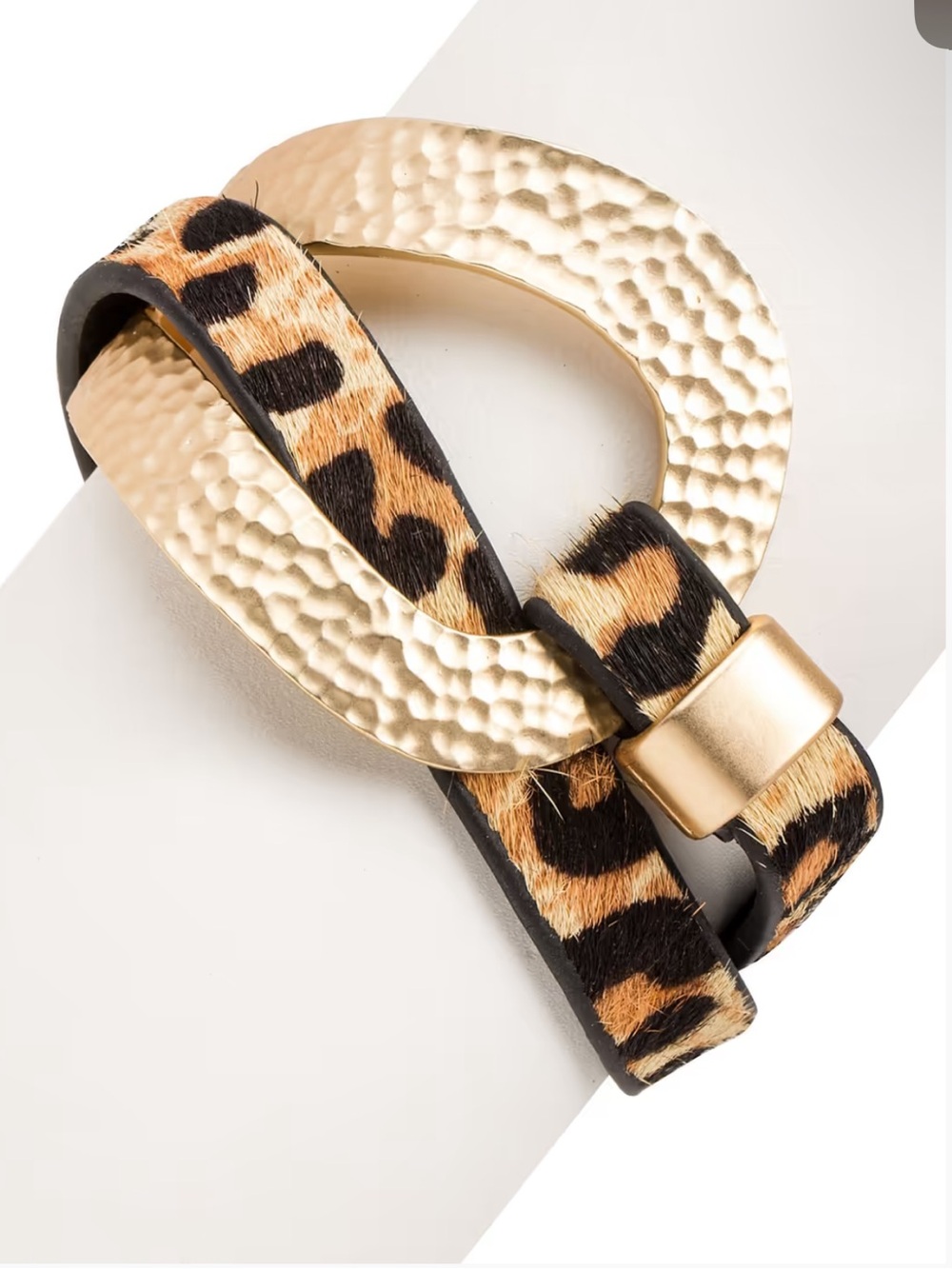 SAACHI GOLD LOOP ANIMAL PRINT
LEATHER BRACELET